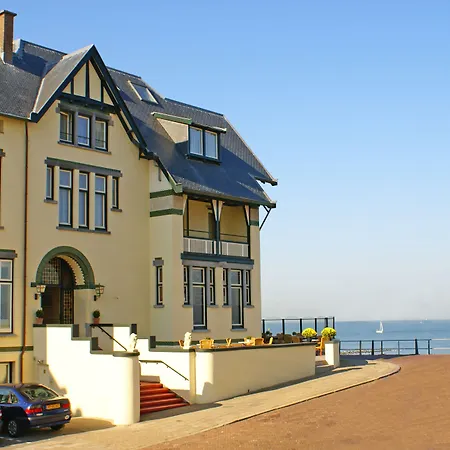 Boulevard Hotel Scheveningen-3